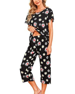 Conjunto de pijama corto para mujer, ropa de descanso de algodón, lindo estampado con pantalones capri, conjunto de pijama